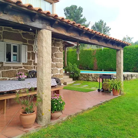 Welcoming Near Penafiel With Pool