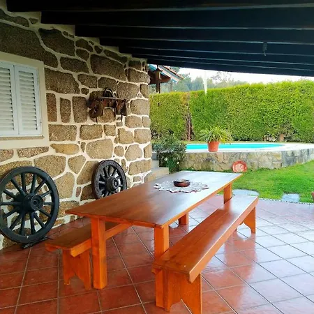 Welcoming Near Penafiel With Pool