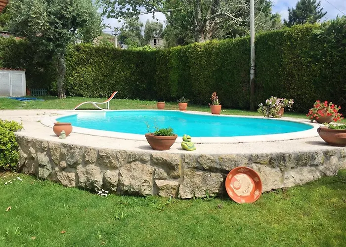 Welcoming Near Penafiel With Pool