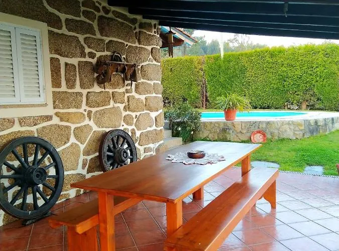 Welcoming Near Penafiel With Pool